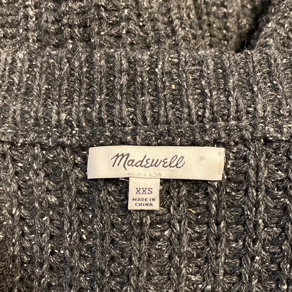 Madewell Chunky Cropped V Neck Sweater - Picture 4 of 4